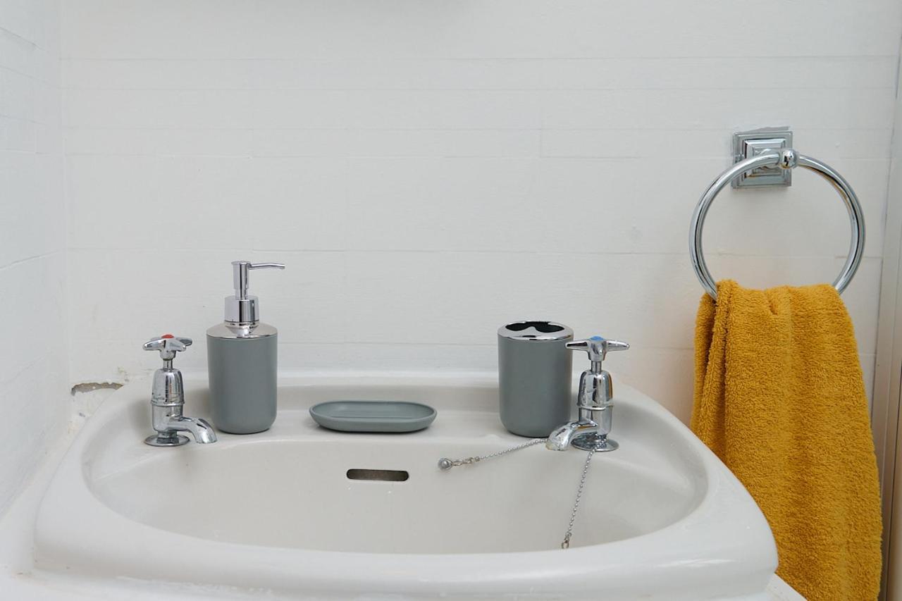 Spacious 3 Bedroom Apartment- Crouch End Лондон Екстер'єр фото